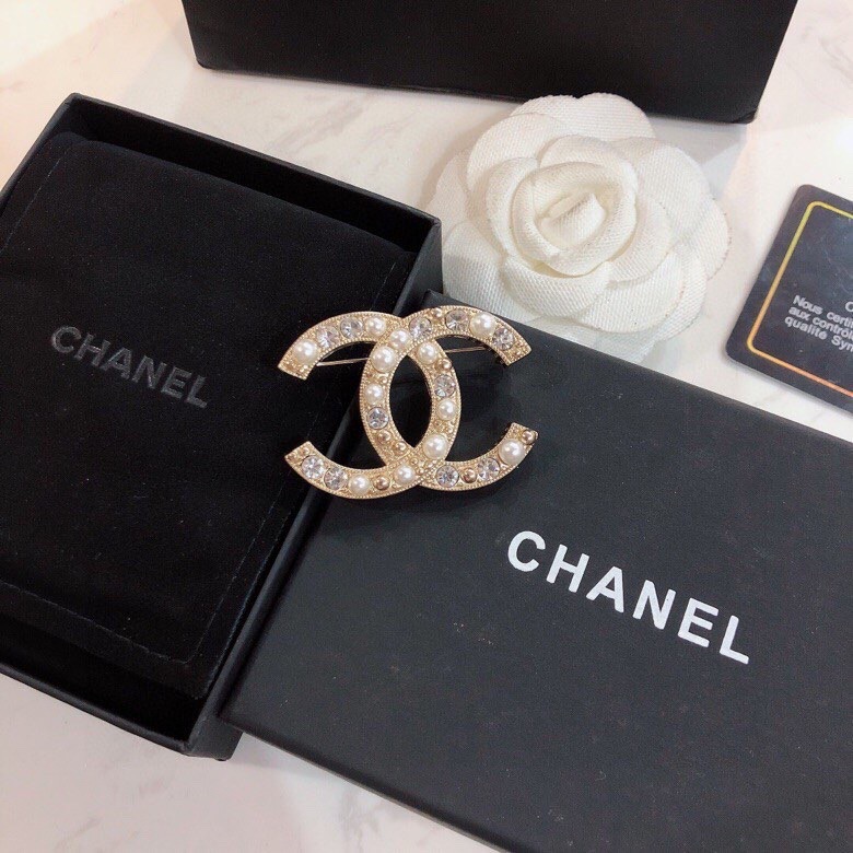 Chanel Brooches - Click Image to Close